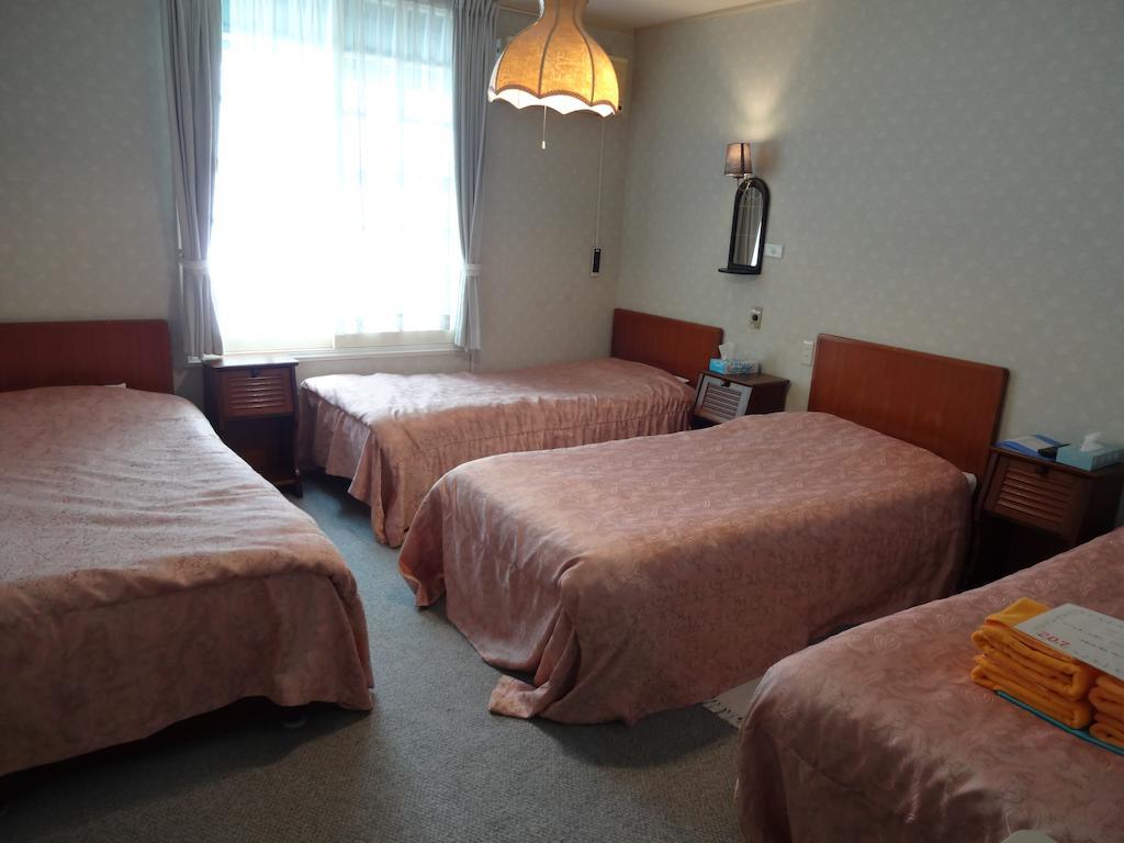 Ishiuchi Pension Bruges Minamiuonuma Chambre photo